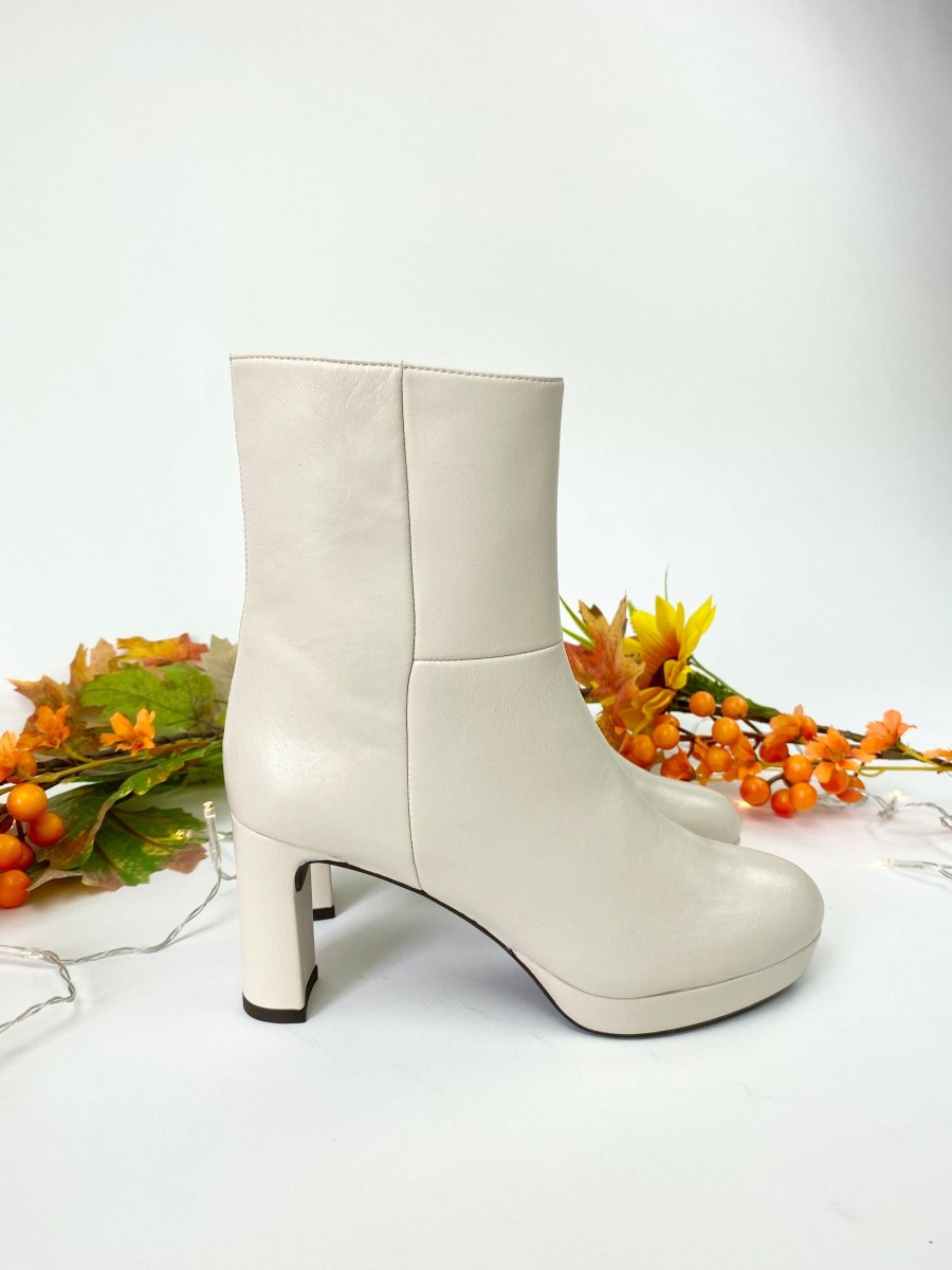 Footwear Unisa Ankle Boots | Unisa - Meque Ivory Ankle Boot