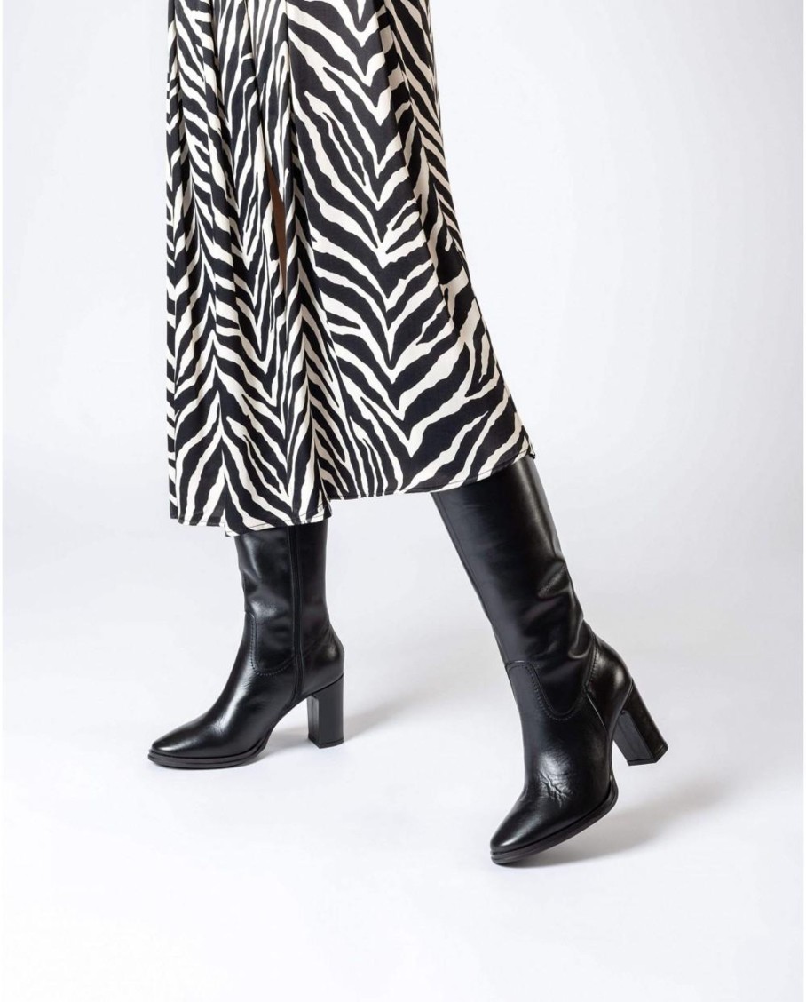 Footwear Wonders | Wonders - M-5106 Black Leather Knee High Boot