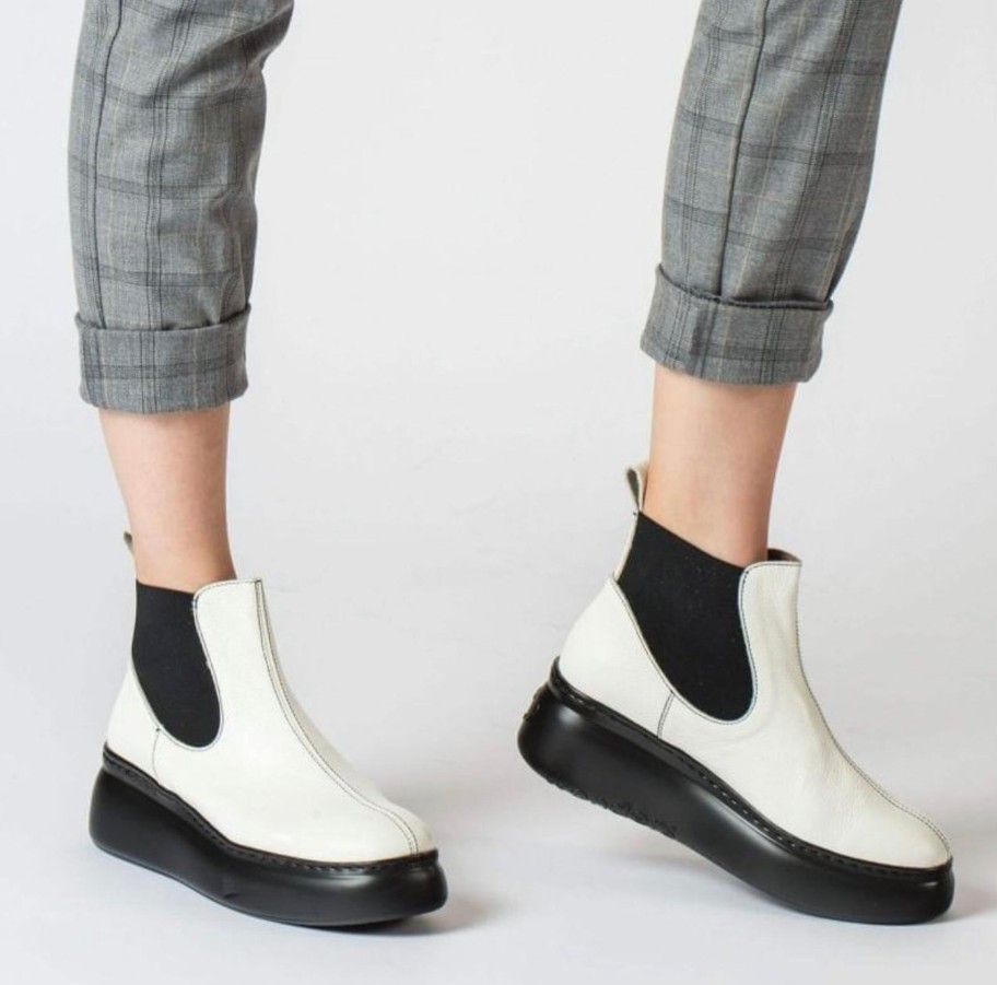 Footwear Wonders | Wonders - A-2604 Winter White Chelsea Boot