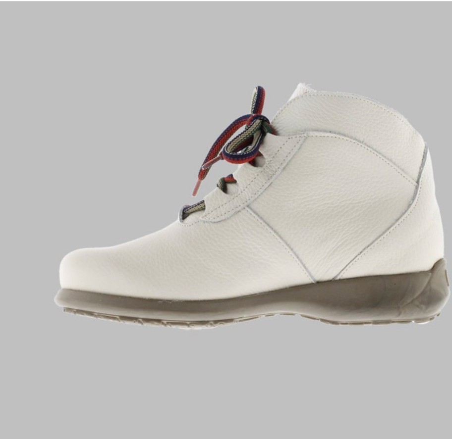 Footwear Jose Saenz | Jose Saenz - Cream Ankle Boots