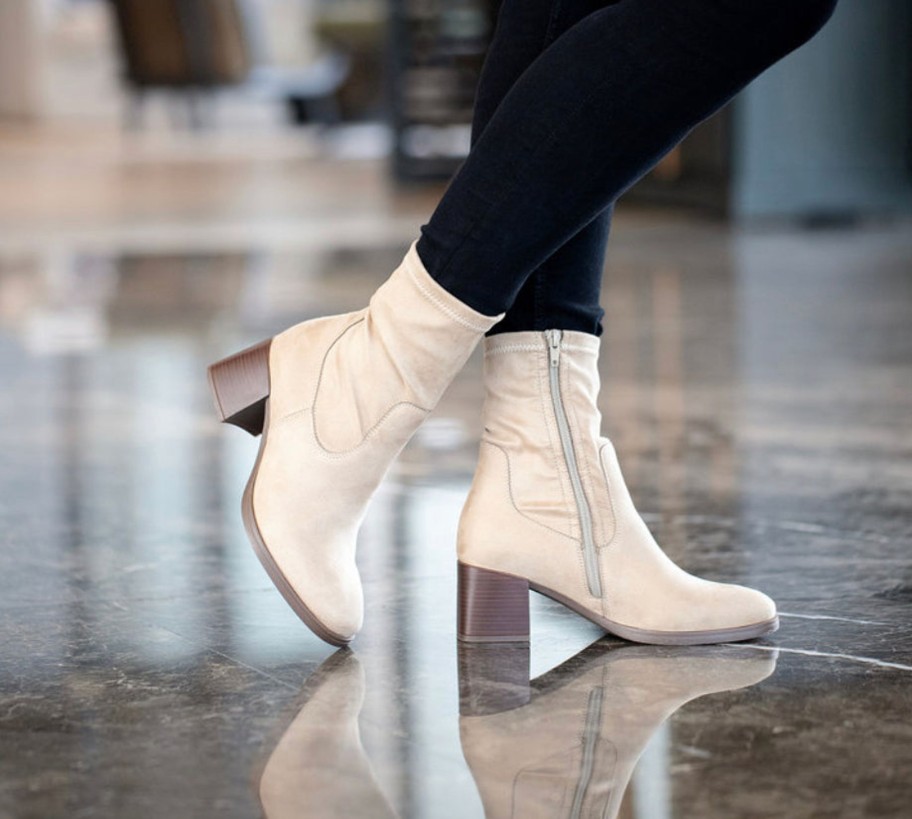 Footwear Remonte Ankle Boots | Remonte - D0V70 Cream Sock Boot