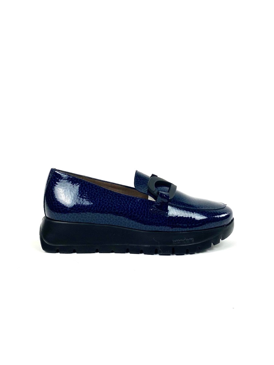 Footwear Wonders | Wonders - A-2453 Navy Patent Wedge Loafer