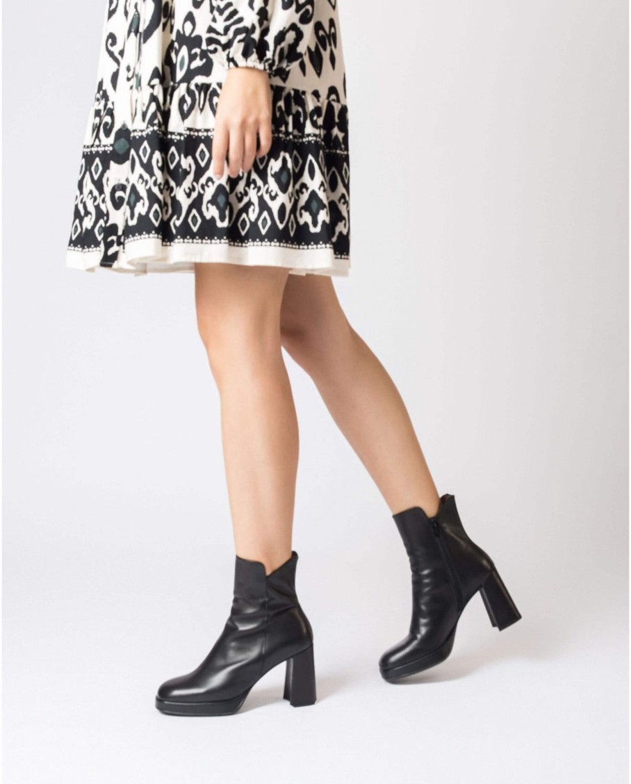 Footwear Wonders Ankle Boots | Wonders - Santo Black Platform Ankle Boot